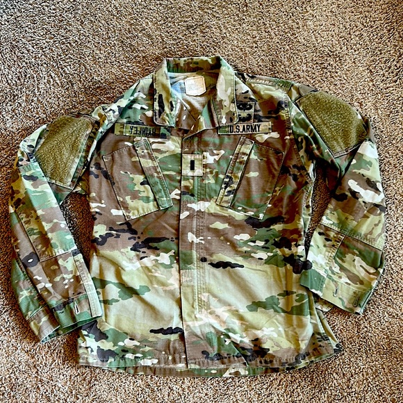 U.S. Army Other - Lightly Worn OCP Top Small Regular